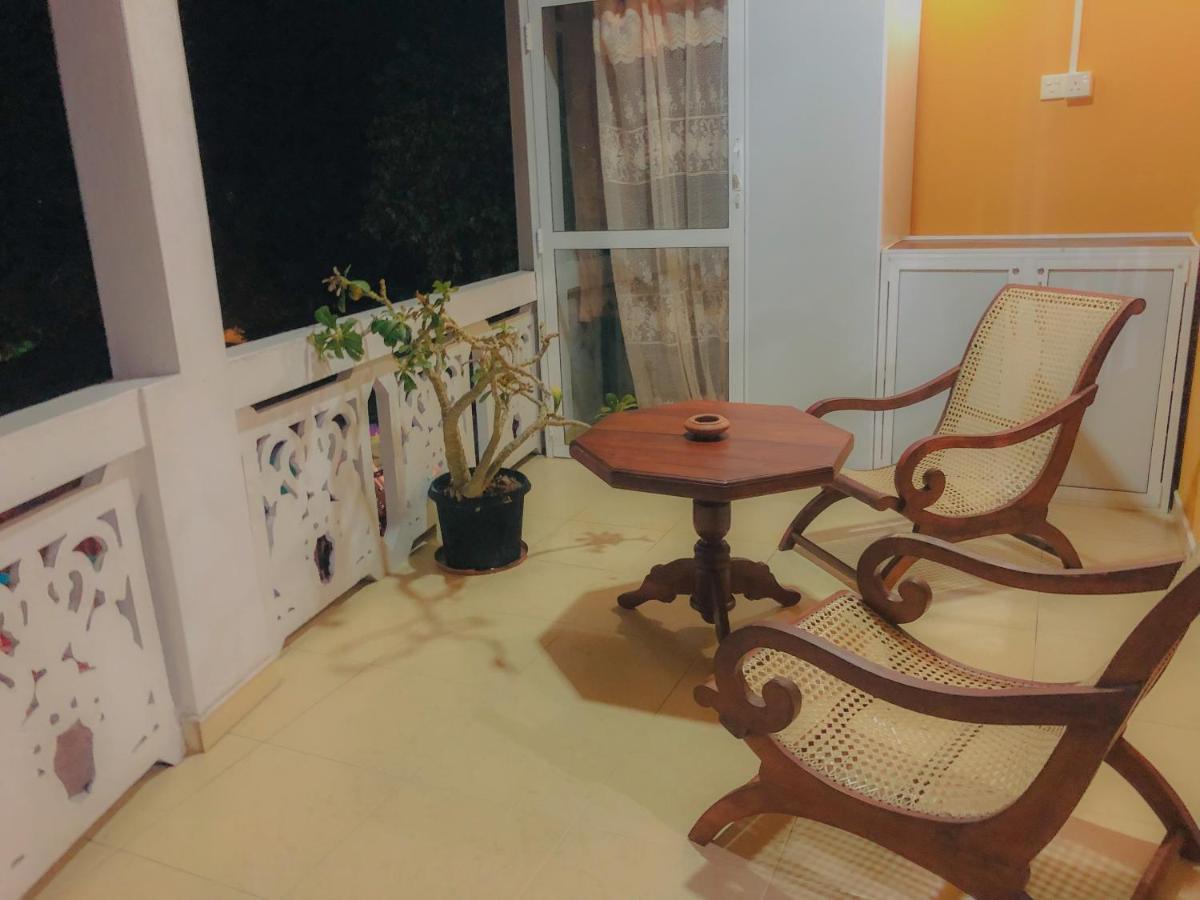 Blue Sea View Bed & Breakfast Unawatuna Ngoại thất bức ảnh