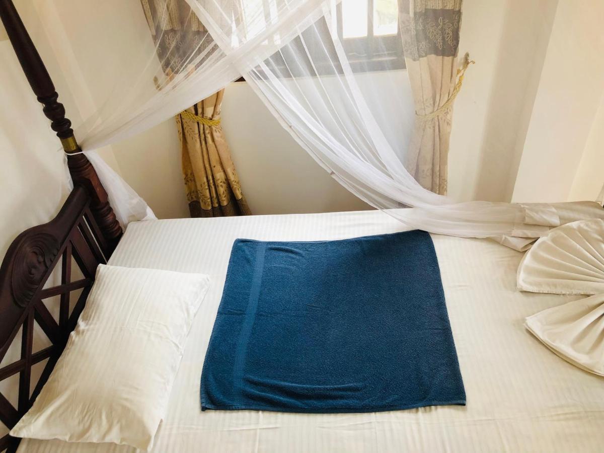 Blue Sea View Bed & Breakfast Unawatuna Ngoại thất bức ảnh