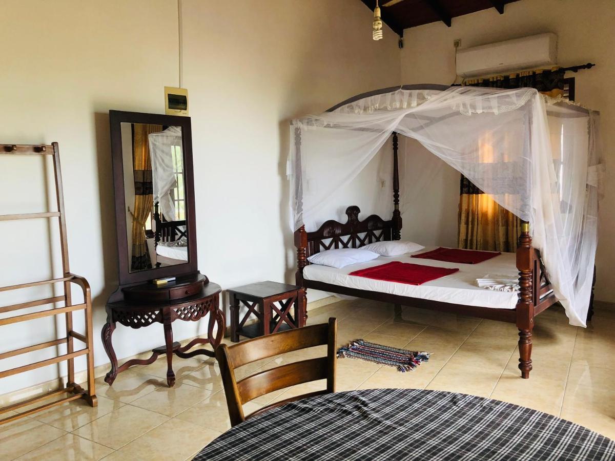 Blue Sea View Bed & Breakfast Unawatuna Ngoại thất bức ảnh