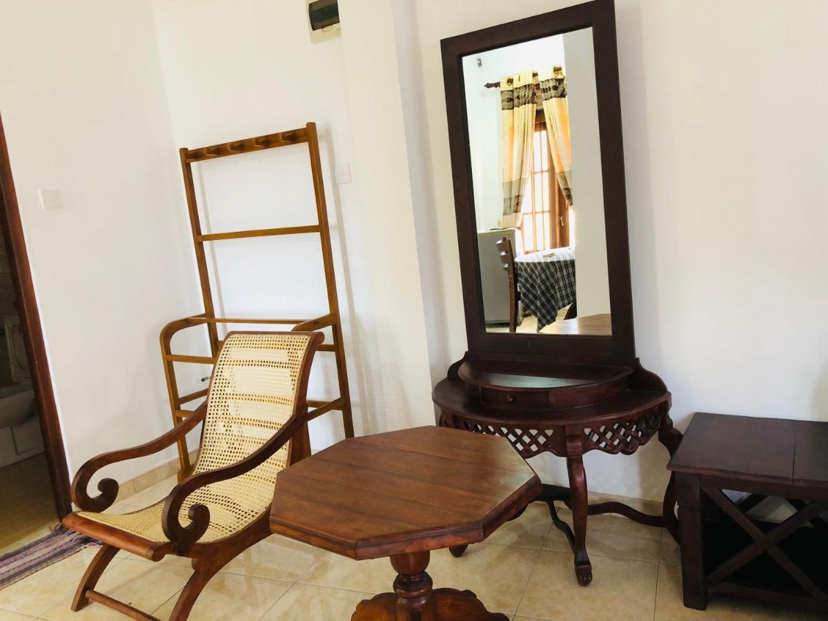 Blue Sea View Bed & Breakfast Unawatuna Ngoại thất bức ảnh